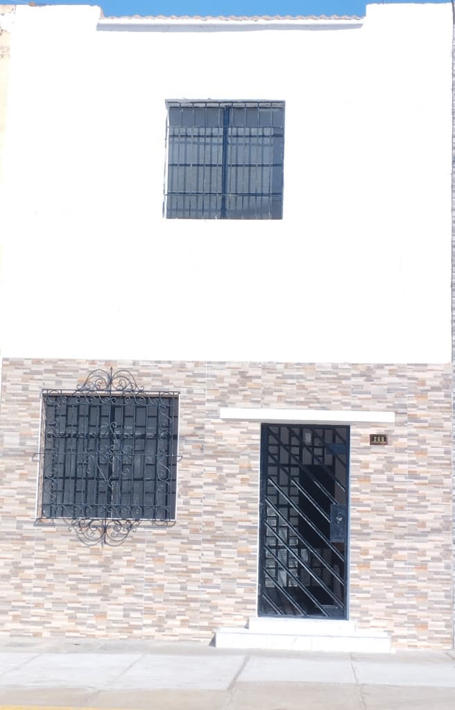 141.000 US$ - Vendo casa acogedora de dos pisos en Av. Miguel Grau 268, Callao (Av. Miguel Grau, Cal