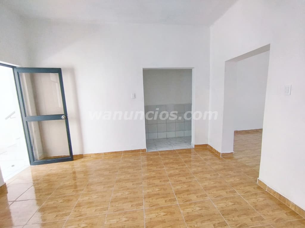 141.000 US$ - Vendo casa acogedora de dos pisos en Av. Miguel Grau 268, Callao (Av. Miguel Grau, Cal 3