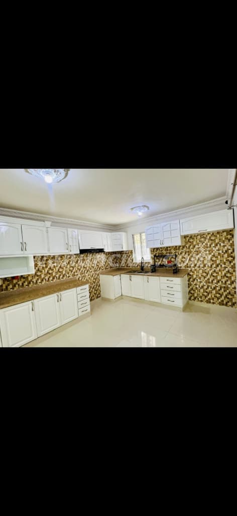 8.900.000 Pesos - Se vende casa de 2 niveles proximo al km 9 Charles con Mella, SDE 2