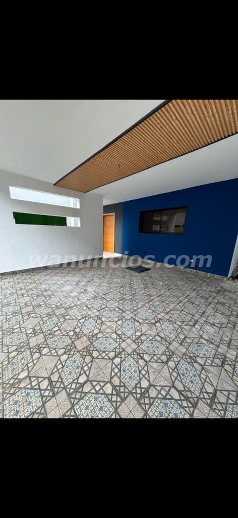 210.000 US$ - Se vende casa con Jacuzzi, dn Sto. Dgo. Este. 2