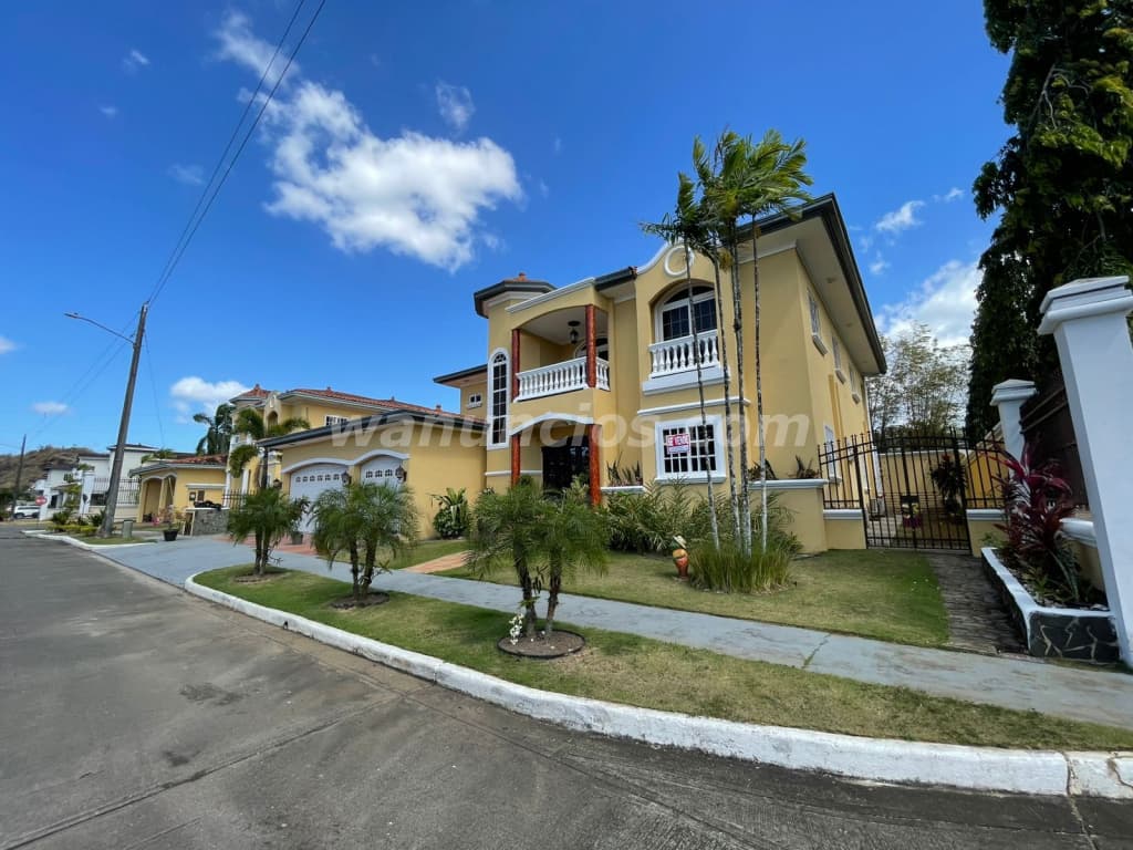 90.000.000 US$ - VENTA DE CASA EN EL CENTRO DE LA CIUDAD PH RAINFOREST VILLAS. (Centro de la ciudad) 2