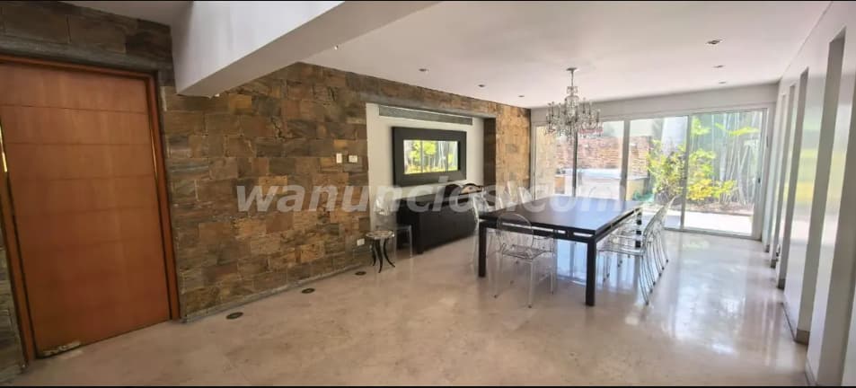 2.100.000 US$ - Exclusiva y Hermosa Casa en Avenida Los Chorros (Los Chorros, DC) 3