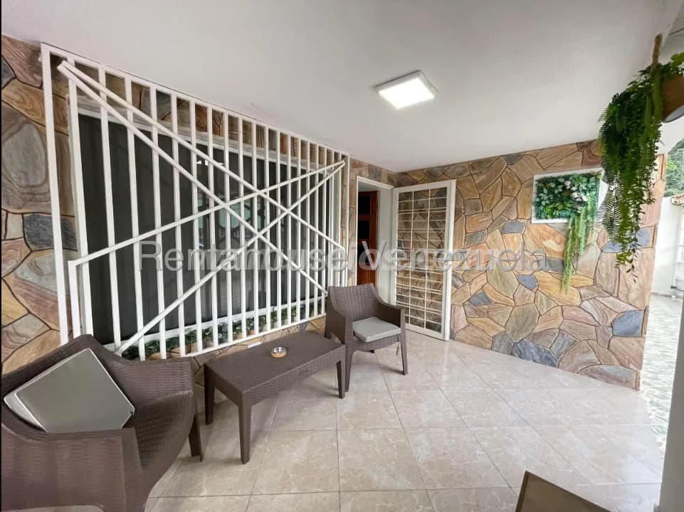 450 US$ - Casa en alquiler la cooperativa Maracay SOLO CLIENTE DIRECTO (Barrio la Cooperativa, Marac 2