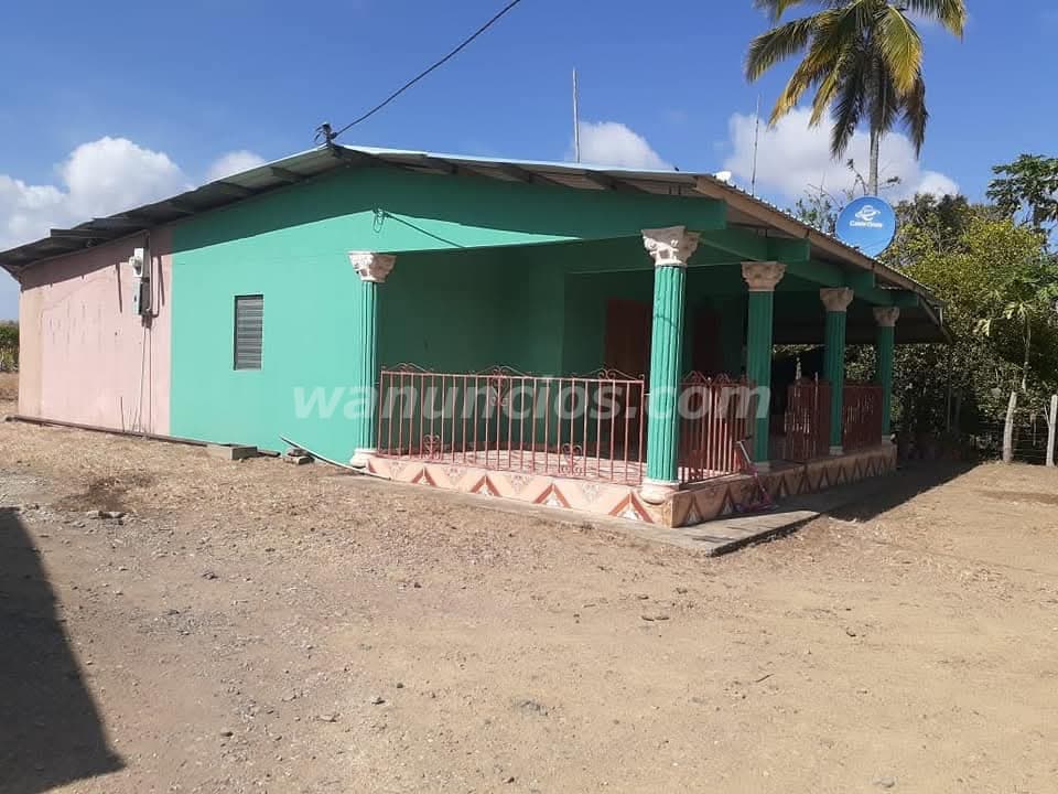 43.000 US$ - Vendo Casa en Tres Quebradas de Los Santos (Tres Quebradas, Los Santos.)