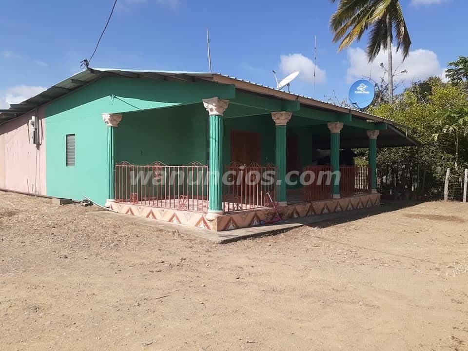 43.000 US$ - Vendo Casa en Tres Quebradas de Los Santos (Tres Quebradas, Los Santos.) 2