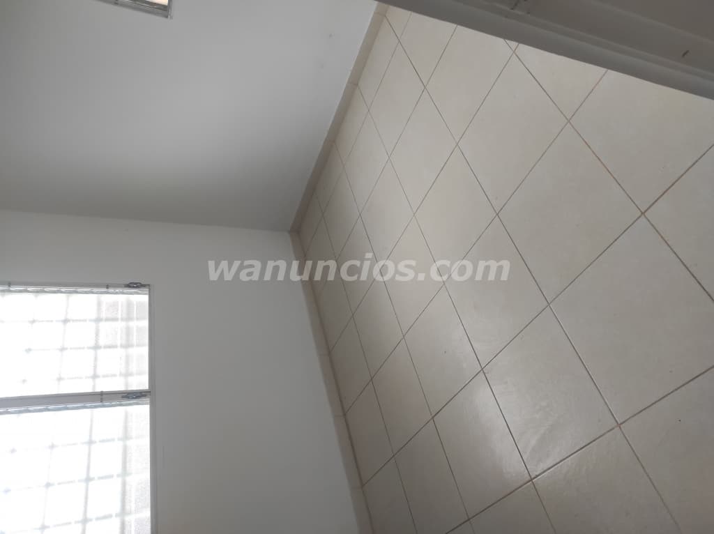 70 US$ - Alquilo habitación con baño en barriada brisa fresca (La chorreraa)