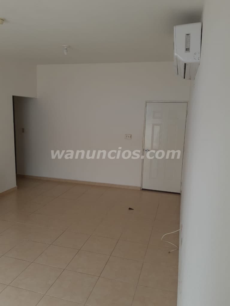 600 US$ - Alquilo comoda casa 3R,2B,2 estacionamientos 2