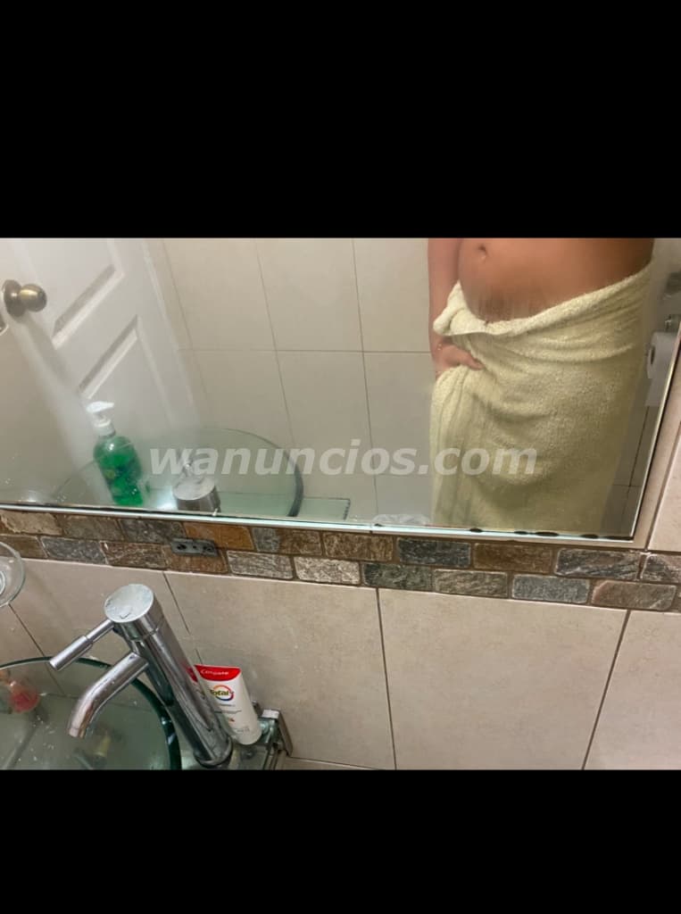 20 Balboas - Soy un joven atractivo que te quiere hacer feliz de la mejor manera mami (Costa del est 3