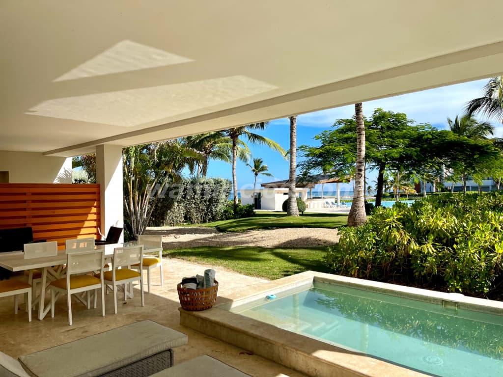 285.000 US$ - Comprar un apartamento en la playa siempre sera una buena idea!!! (Punta Cana (Todo el 3