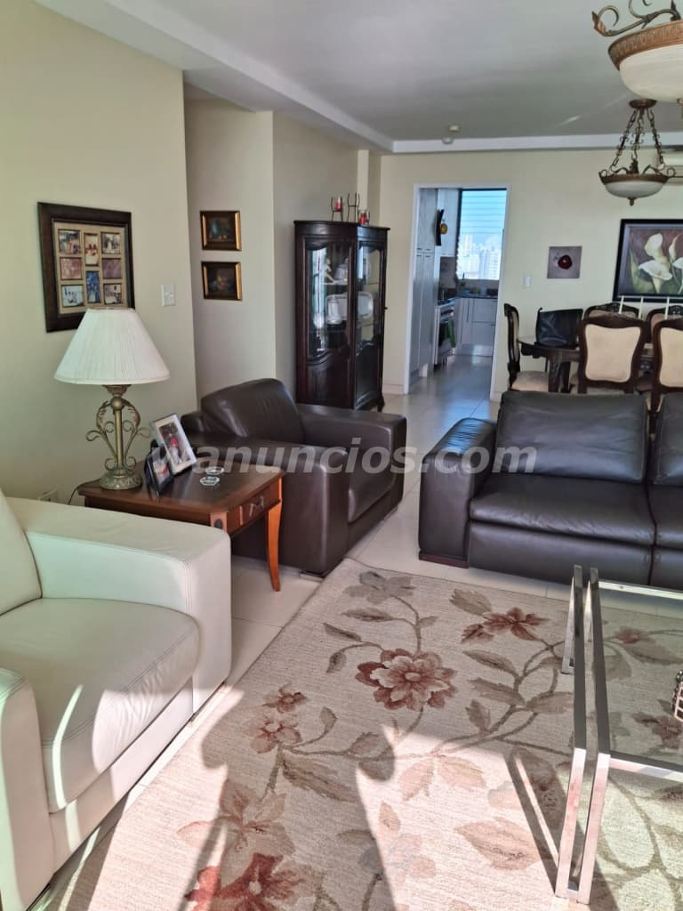 285.000 US$ - Hermoso y Amplio apartamento frente al mar con vista a la ciudad de Panamá (Coco del M 2