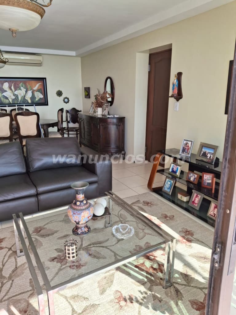 285.000 US$ - Hermoso y Amplio apartamento frente al mar con vista a la ciudad de Panamá (Coco del M 3
