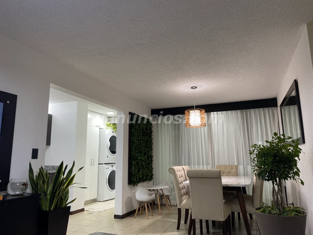 98.000 US$ - OFERTA- Venta de Apto en 5ºpiso REMODELADO (Condominio Concasa)