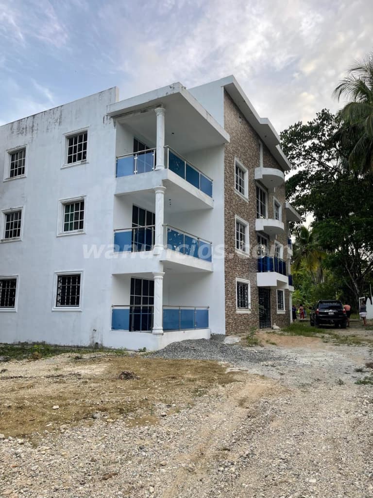 20.000 Pesos - $28,000 SE ALQUILA APARTAMENTO DE 3 DORMITORIOS Y 2 BAÑOS EN SAN CRISTOBAL (SAN CRIST 2
