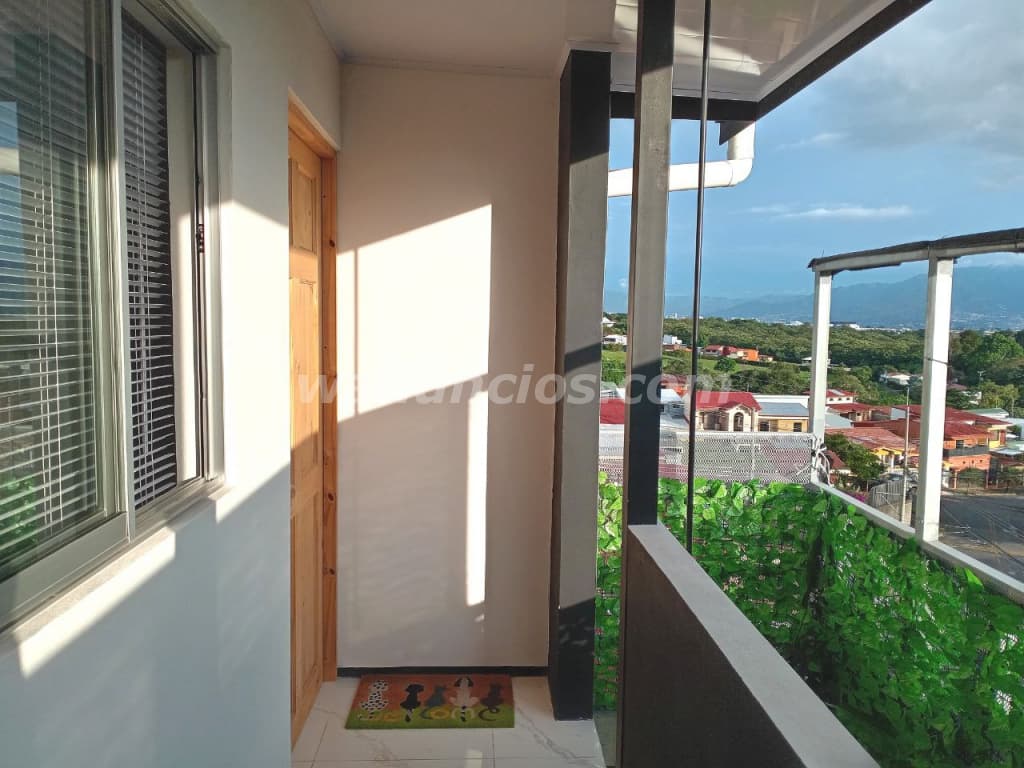 220.000 Colones - Alquiler de mini apartamento con servicios y amueblado para 1 persona en Heredia ( 2