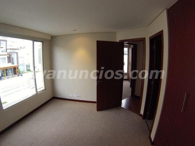 1.300 Soles - MUY MODERNO Y AMPLIO DEPARTAMENTO EN SURQUILLO AV LA CALERA A (SURQUILLO) 2