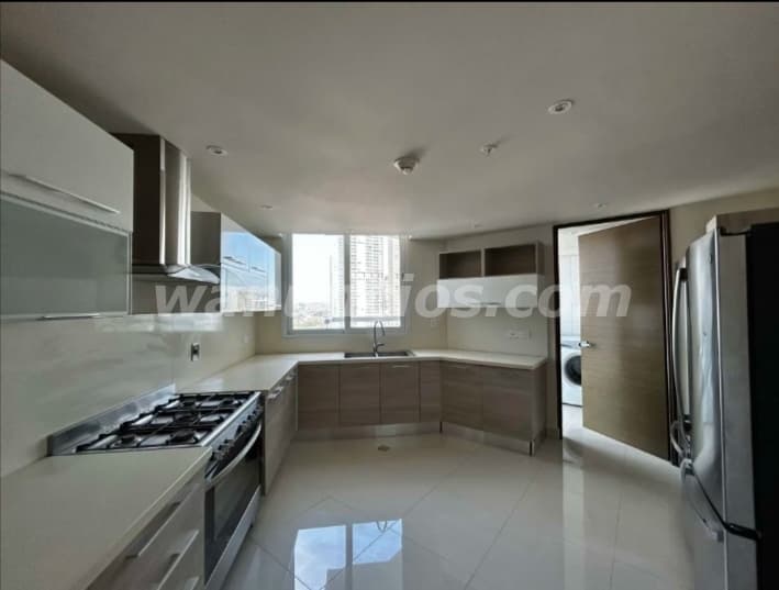 578.000 US$ - Se vende apartamento amoblado en venta the Regent en costa del este 2