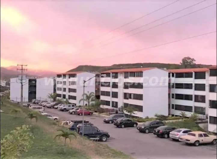 51.000 US$ - Precioso apartamento en venta en El Solar de la Quinta, Los Teques (El Solar de la Quin