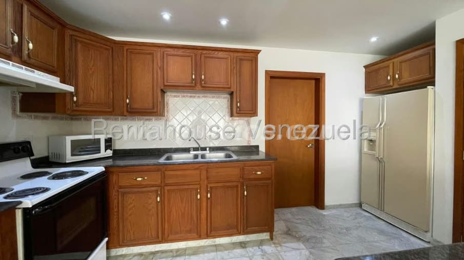 600 US$ - Apartamento (1 Nivel) en Alquiler en Valle Frio, Zulia (Valle Frío) 4