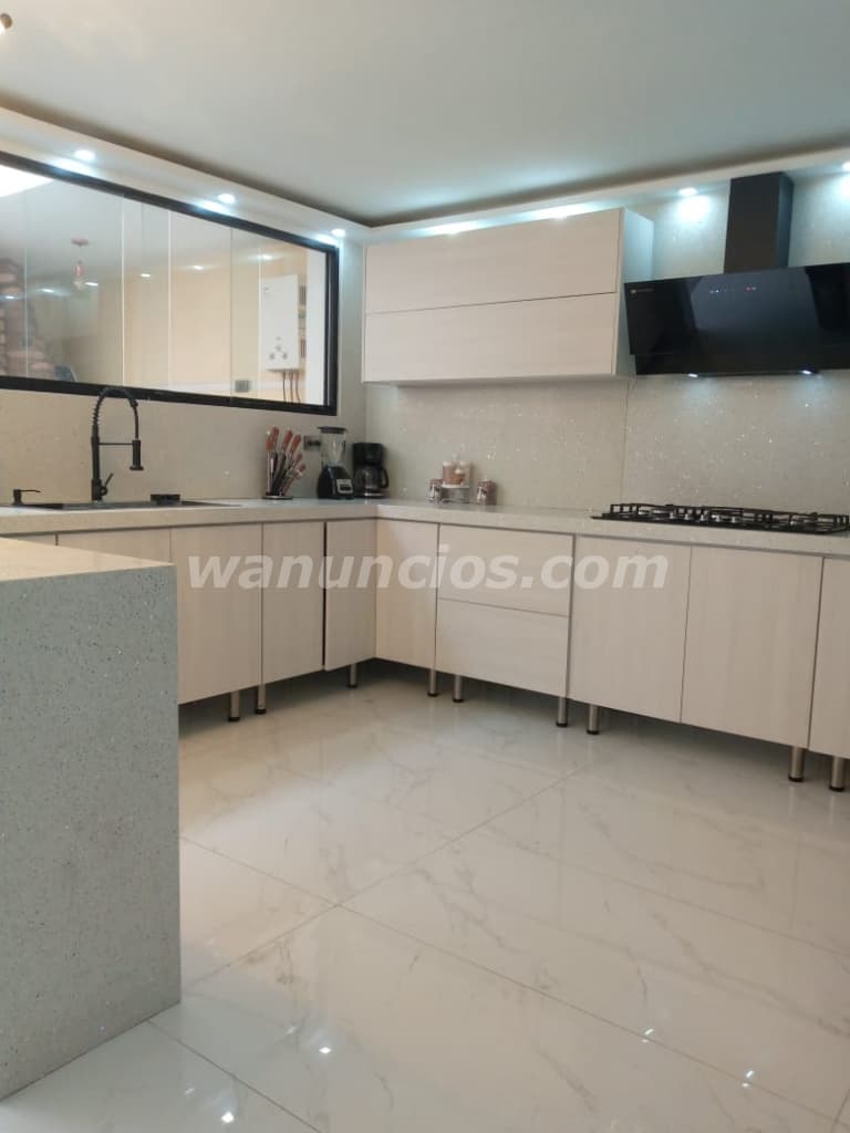 EN VENTA ESPECTACULAR TOWNHOUSE MERIDA VENEZUELA 2