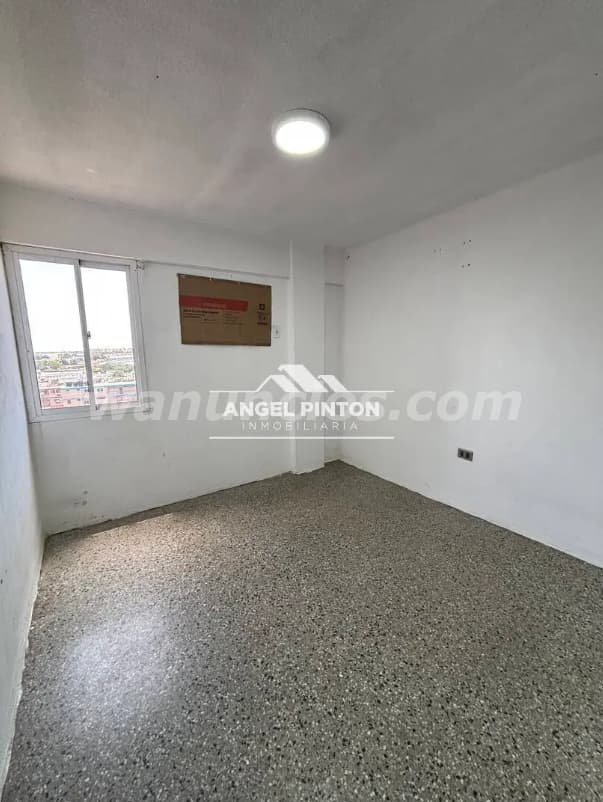 350 US$ - APARTAMENTO ALQUILER AV 40 SAN FRANCISCO (Ciudad San Francisco, Zulia) 2