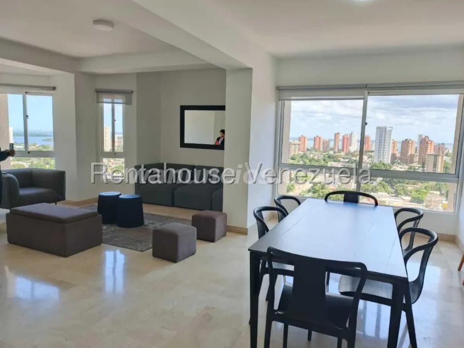 1.250 US$ - Hermoso apartamento en alquiler totalmente amoblado (Bellas Artes, Maracaibo) 2