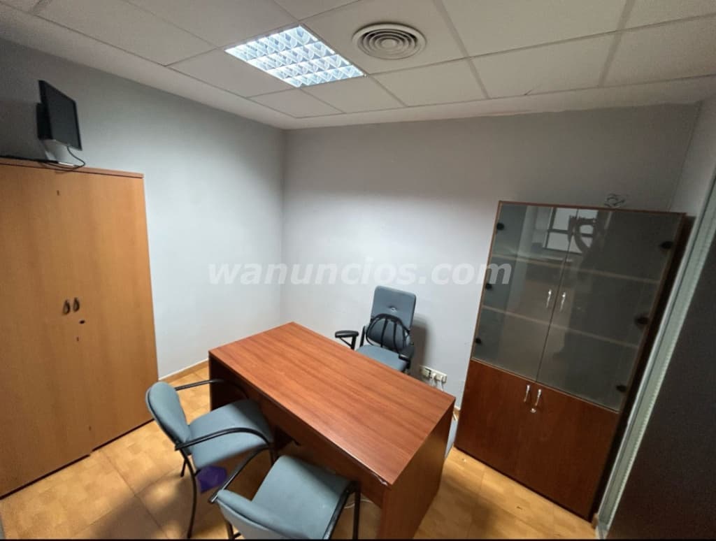 1.200 € - Oficina alquiler con 4 despachos y cocina (Carabanchel) 3