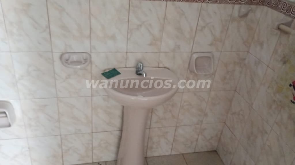60.000 US$ - Se vende o alquila Almacén -Calle El Carmen 5