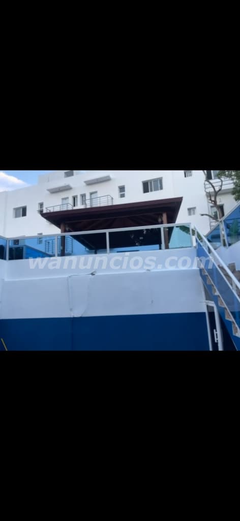 21.000.000 Pesos - Se venden 2 locales comerciales al borde de Avenida, Excelente Ubicación.