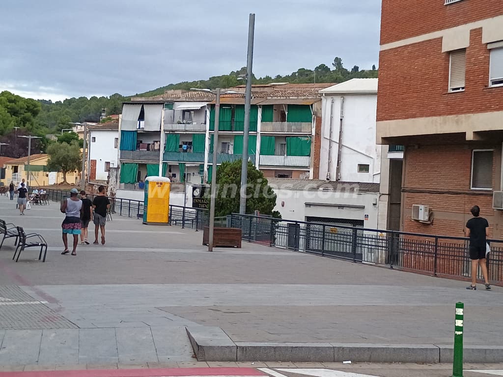 699 € - Local Sant Andreu de la Barca en bon estat (Centrica) 2