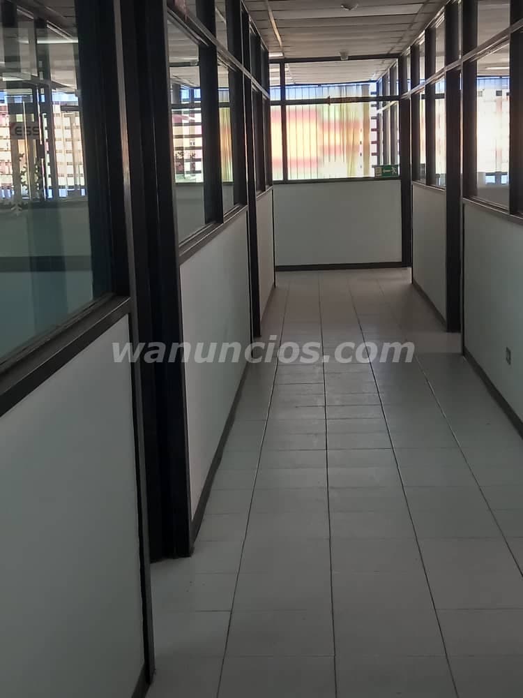 1.300.000 US$ - GALPON DEPOSITO CON OFICINAS 2 PLANTAS 2 NAVES (Baruta) 3