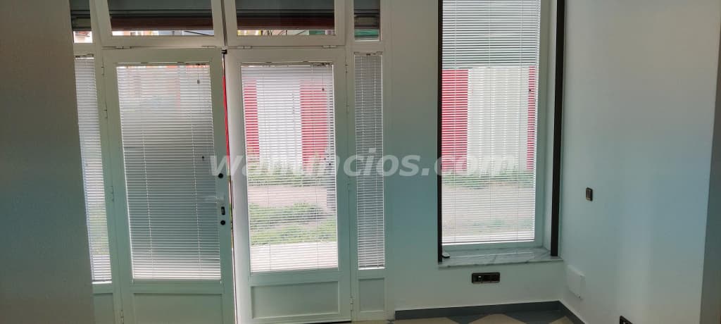 450 € - OFICINA 25 m + pequeño almacén, baño y en planta calle, Carabanchel - comillas (Carabanchel  5
