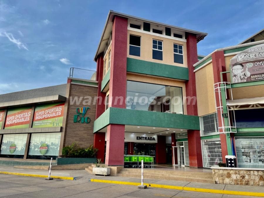 600 US$ - Preciosa oficina en alquiner en C.C. Puente Real (Nueva Barcelona) 5