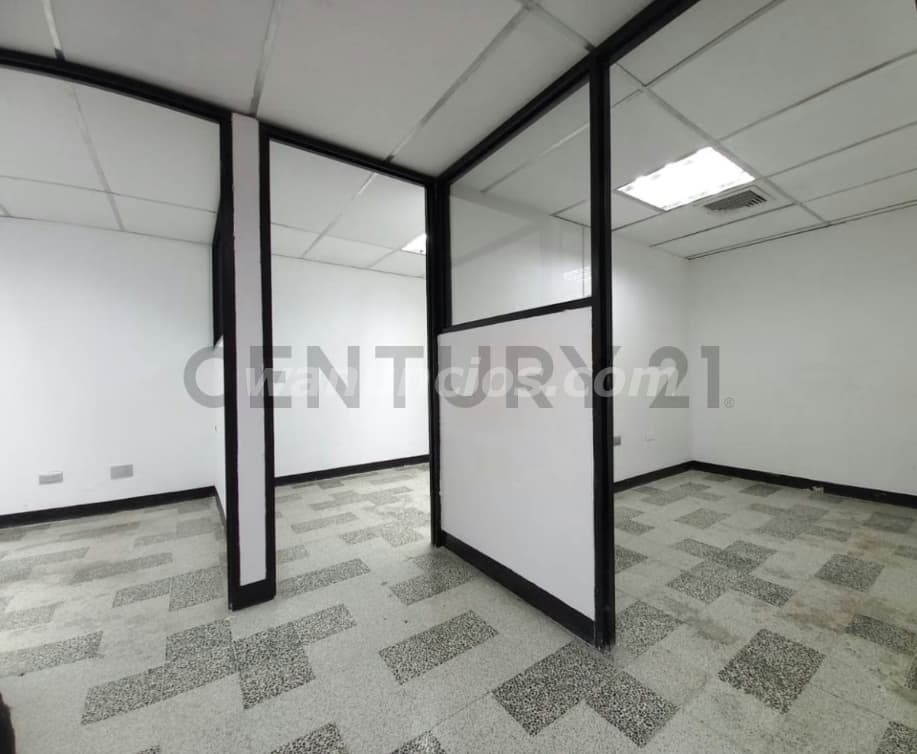 900 US$ - Se ALQUILA local comercial en Don Matías, Bella Vista (Bella Vista, Maracaibo) 2