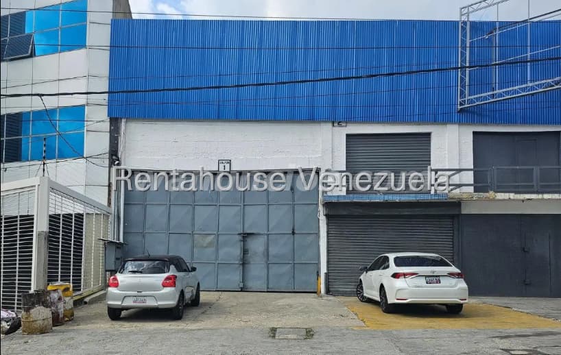 4.000 US$ - Se ALQUILA galpón con gran espacio en La Yaguara (La Yaguara, DDTO Capital)