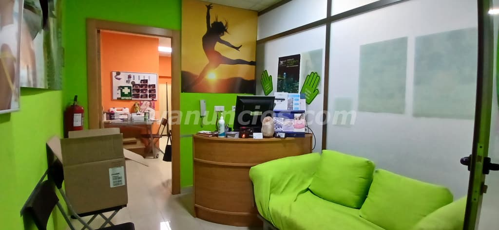 290 € - Alquiler oficina para masajes, estética Torrevieja (Plaza del Cuba) 5