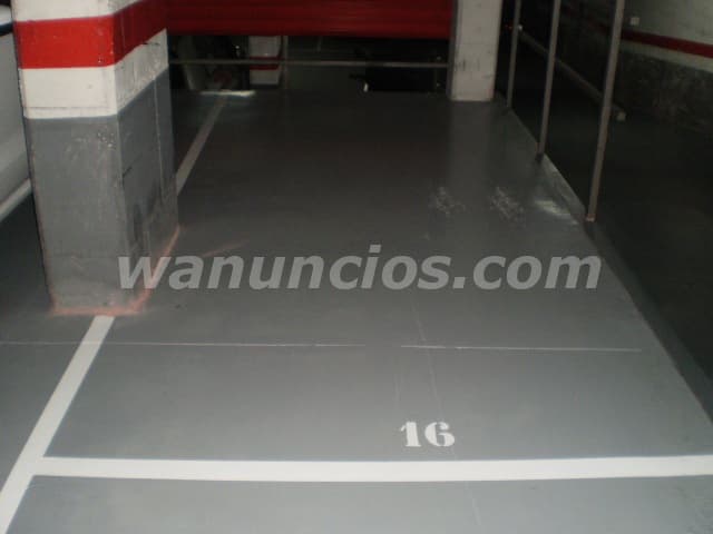 40 € - PARKING MOTO AL CARRER AMILCAR DEL BAIX GUINARDÓ (BAIX GUINARDÓ) 2