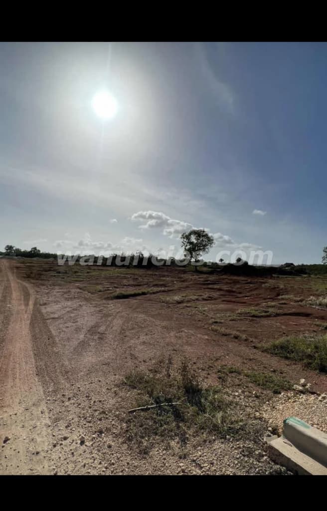 5.700 Pesos - Oferta de madre, proyecto de solares en Caleta, la Romana. 5
