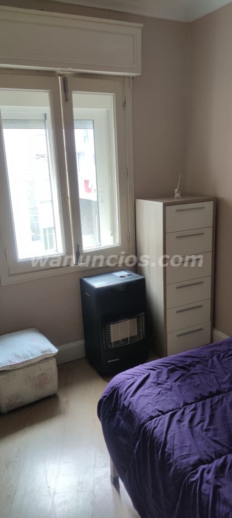 20 € - Se Alquila habitación, por días o por semana (Calle das Camelias, Orense) 3