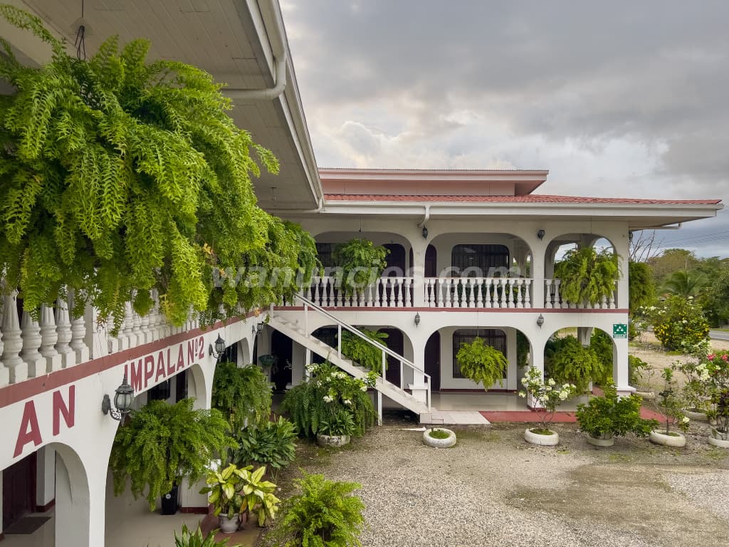 Venta de Hotel en Zona Sur del pais muy varato (ZONA SUR DEL PAIS) 5