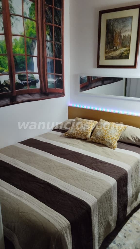 70 € - Habitación en alquiler por horas o noches (Baix Guinardo)