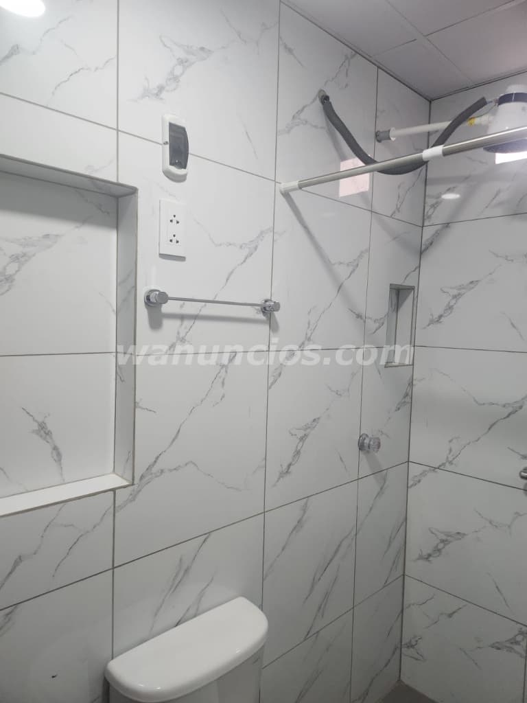Se alquila habitación con baño propio y de estreno (Santiago de surco) 2