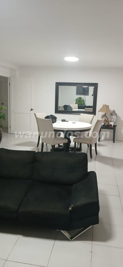285 US$ - Se alquila habitacion en el Camen, Ave Ramon Arias, con aire acondicionado (El Carmen) 3