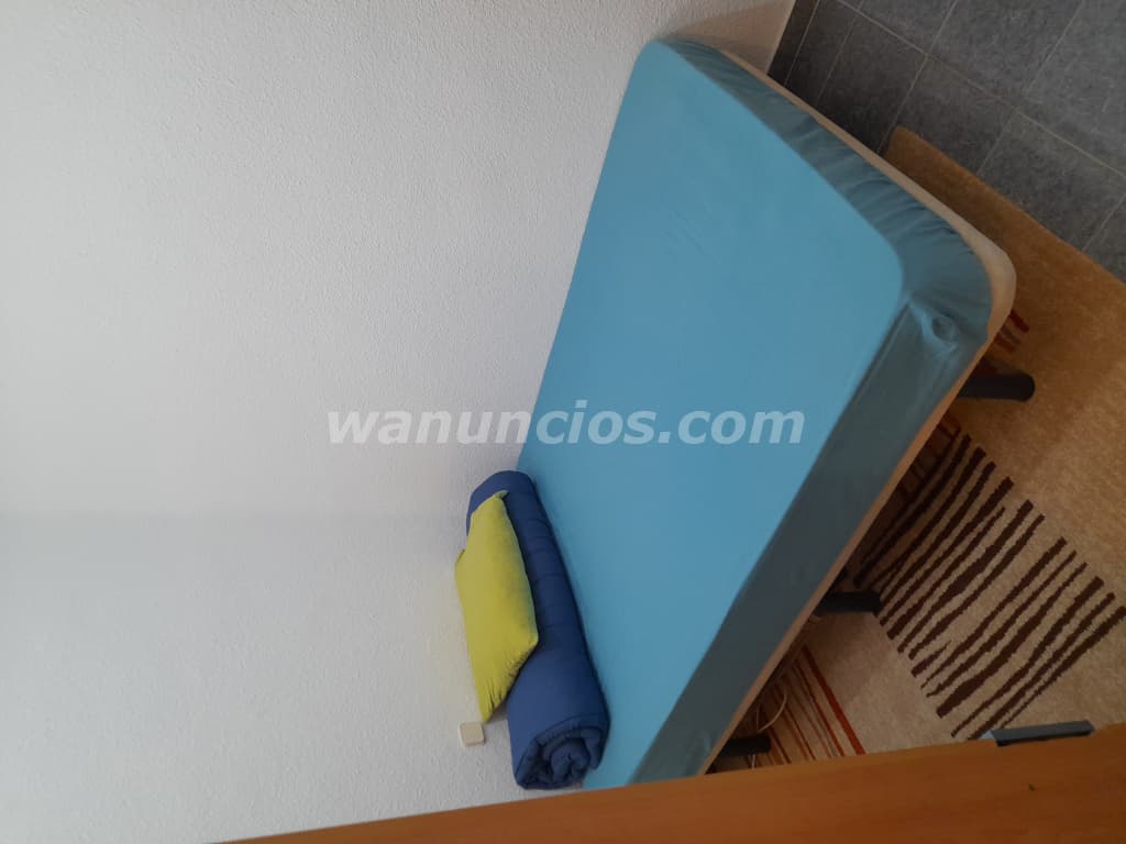 1 € - Alguna chica joven soltera busca habitación sin coste? (Centro Madrid) 2
