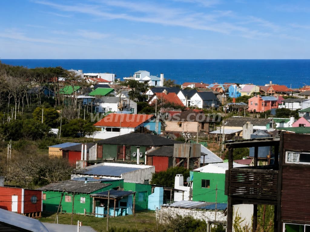 42.000 US$ - Vendo terreno en Punta del Diablo espectacular vistas del oceano (La viuda punta del di