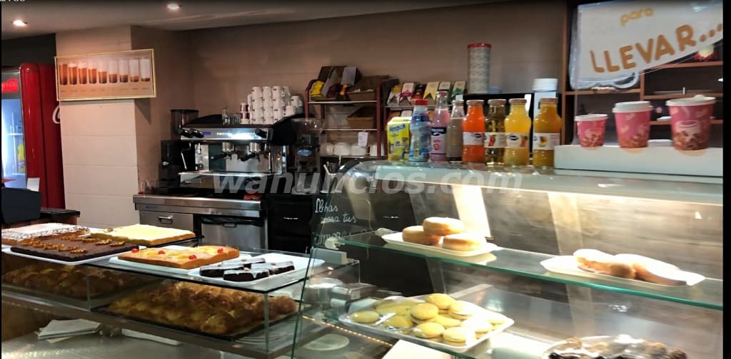 55.000 € - ** SE TRASPASA CAFETERIA EN IMPORTANTE ESQUINA DE AVENIDA ** (PALMA DE MALLORCA) 2