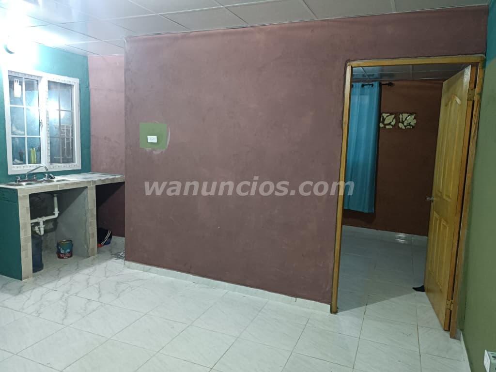 220 Balboas - Alquilo cuarto independiente en area segura (Los Andes) 2