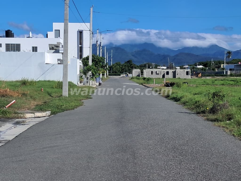 7.500 Pesos - Solar de 344m en Exclusivo Residencial SOMBRERO Baní. (SOMBRERO BANI) 3