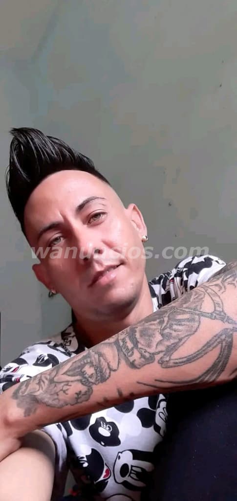 Chico pasivo busca chico activo mulato o negro para amistad