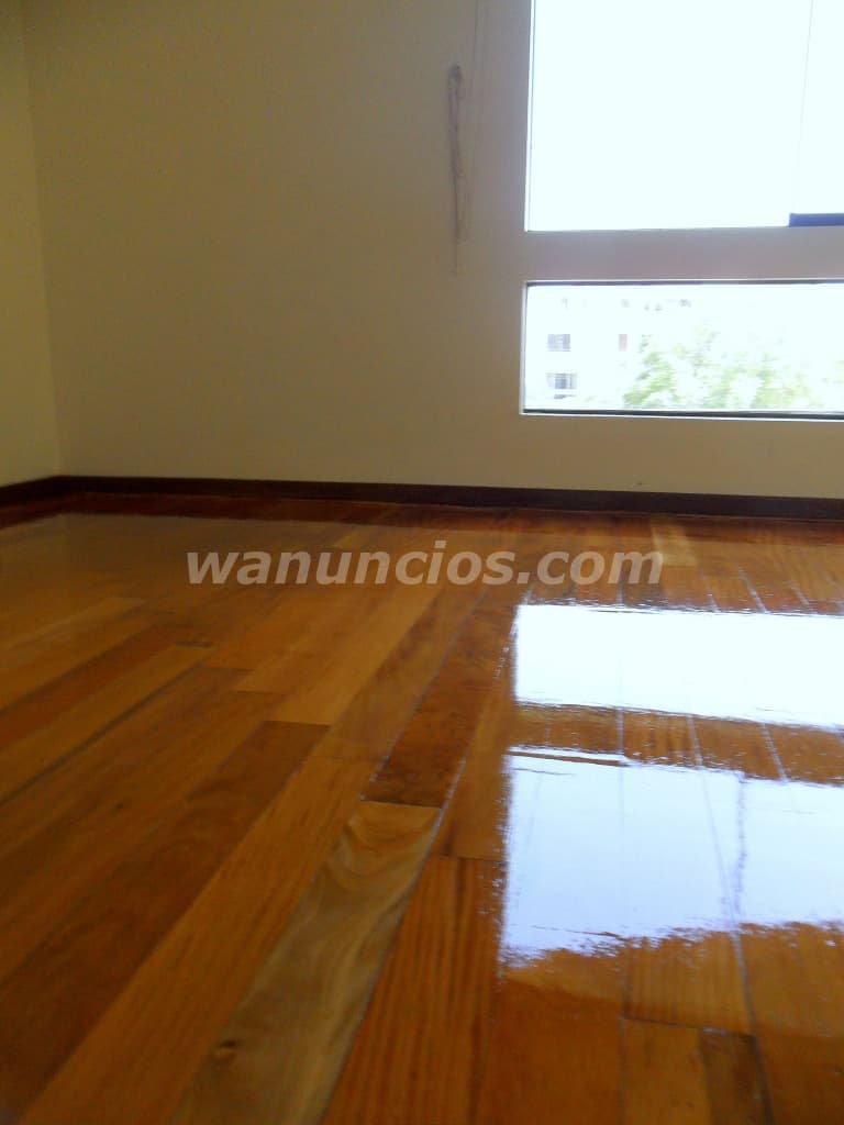 Pisos de madera, parquet, parquetones, estructurados, SPC (surco) 2