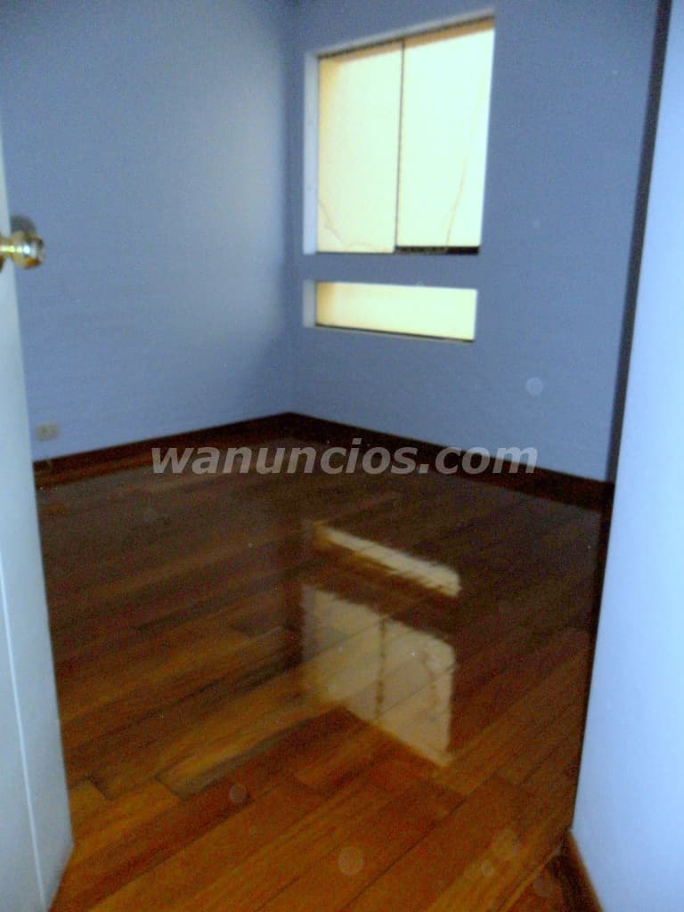 Pisos de madera, parquet, parquetones, estructurados, SPC (surco) 3